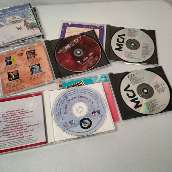 Christmas Music CD Lot Mixed 7 Discs Time Life Treasury Rochesters Freedom Reba - Picture 8 of 8